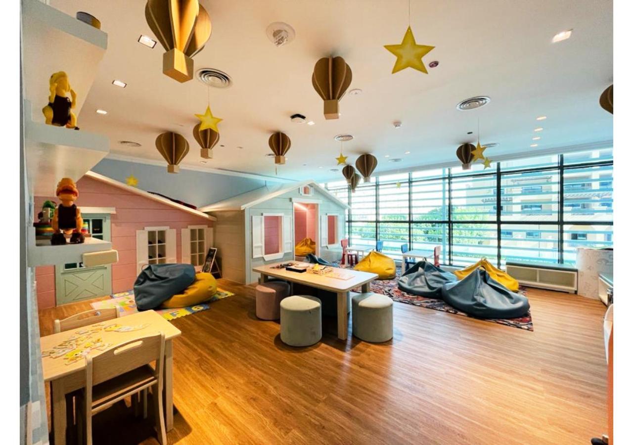 First Class In Seven Palm With Direct Access To The West Palm And Nakheel Mall Apartment *