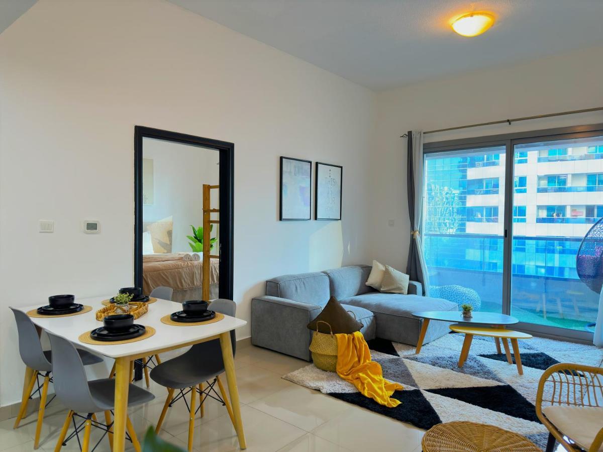 Apartment Luxury & Centric Flat With Balcony Views In Marina