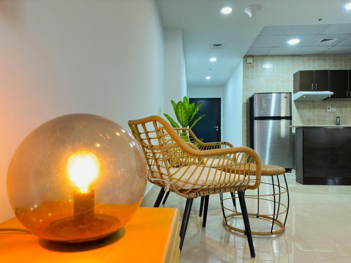 Apartment Luxury & Centric Flat With Balcony Views In Marina