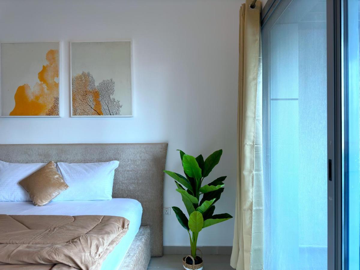 Luxury & Centric Flat With Balcony Views In Marina *