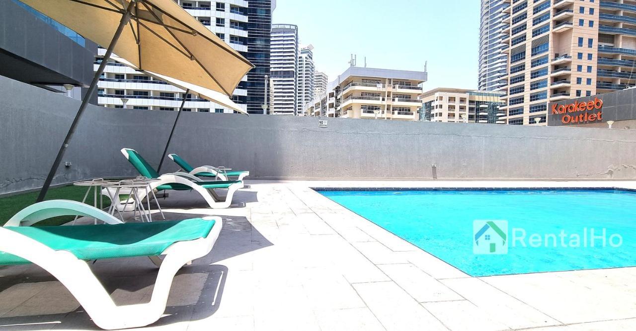 Luxury & Centric Flat With Balcony Views In Marina * Dubai