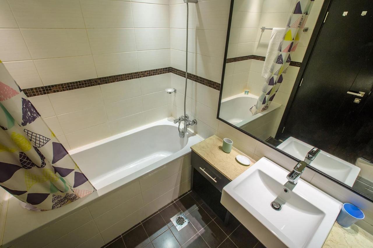 Apartment Well Located On 9 Floor Sky View Tower Dubai