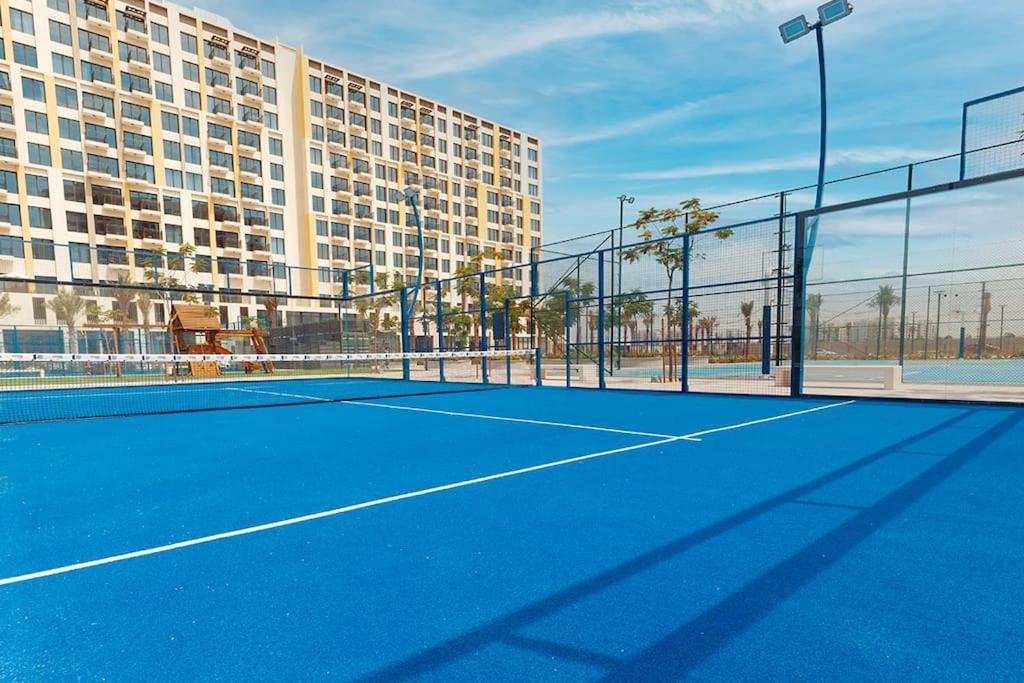 Spacious Modern 1 Bedroom Town Square, Dubai.