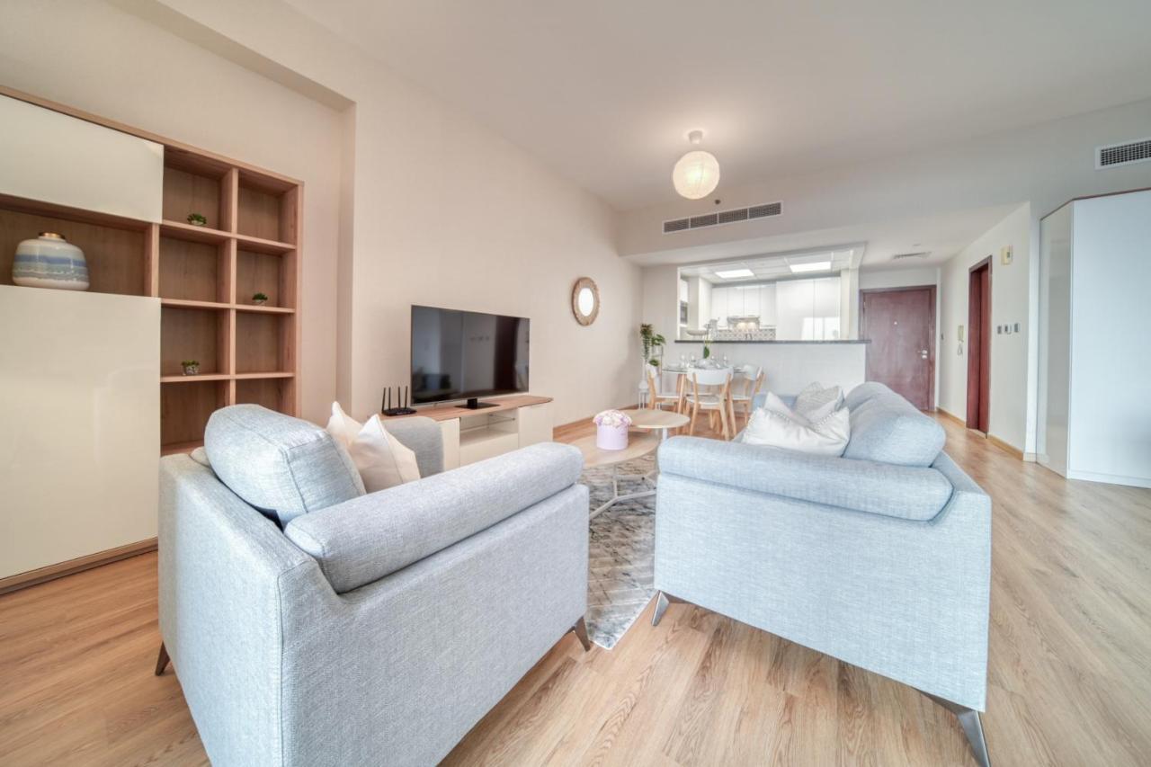 Rimal 3, Jumeirah - Mint Apartment Dubai