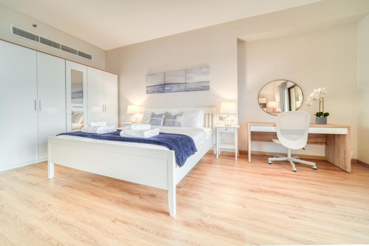 Rimal 3, Jumeirah - Mint Apartment Dubai