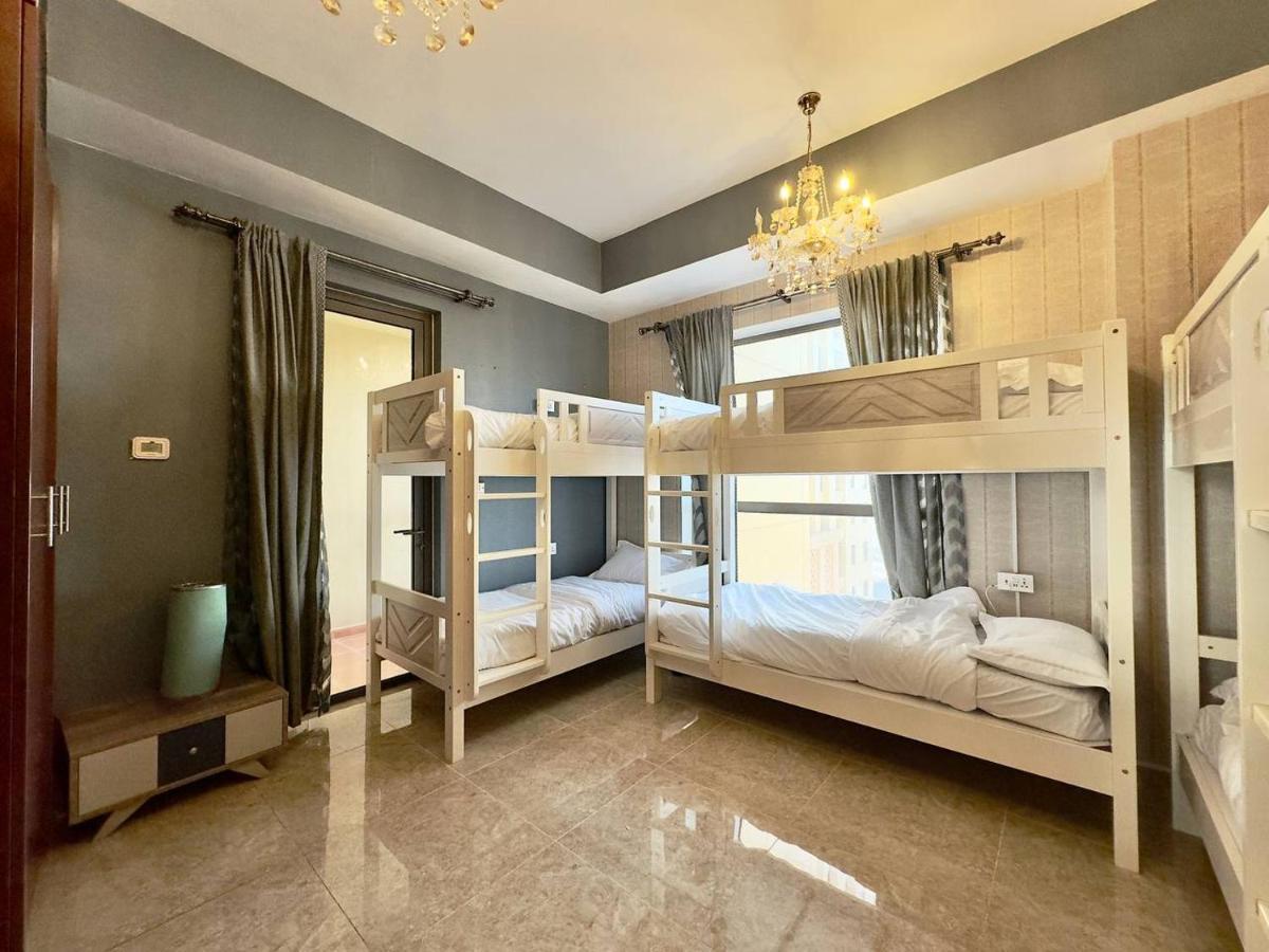 Ar Holiday Jbr 2 Dubai
