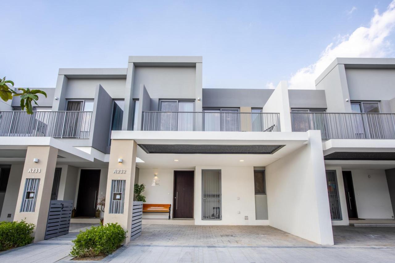 Three Bedroom With Maid In Tilal Al Ghaf By The S Homes Villa *