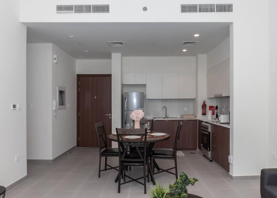Stonetree - Furnished 1br In Peaceful Community * Dubai