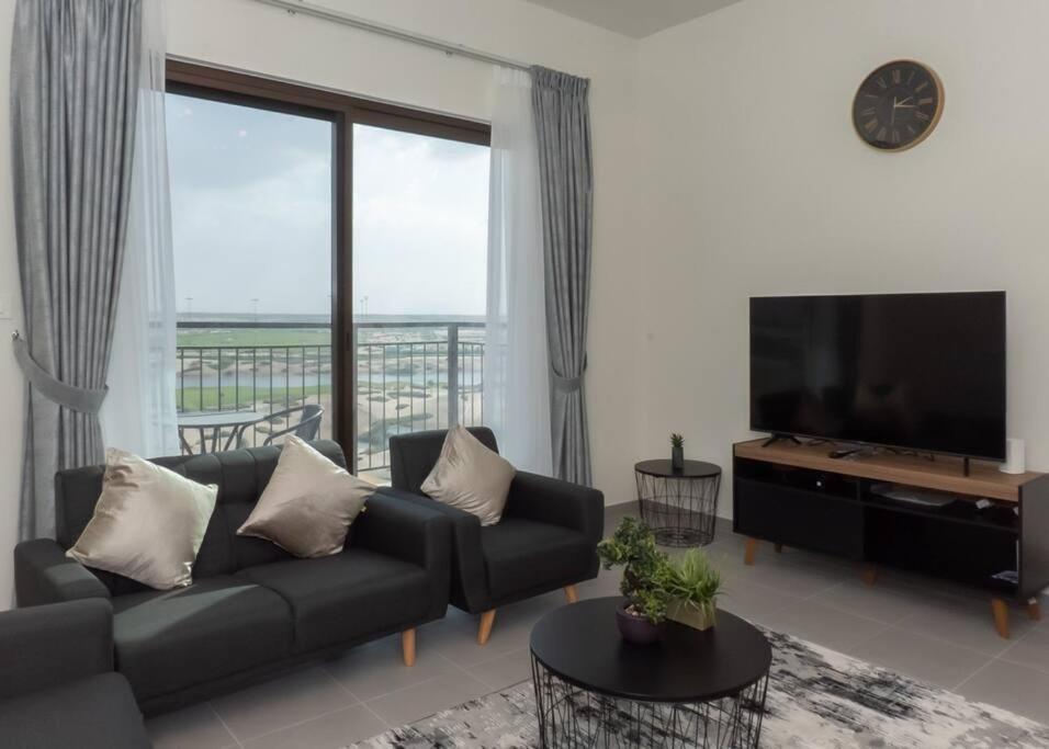 Stonetree - Furnished 1br In Peaceful Community Apartment Dubai