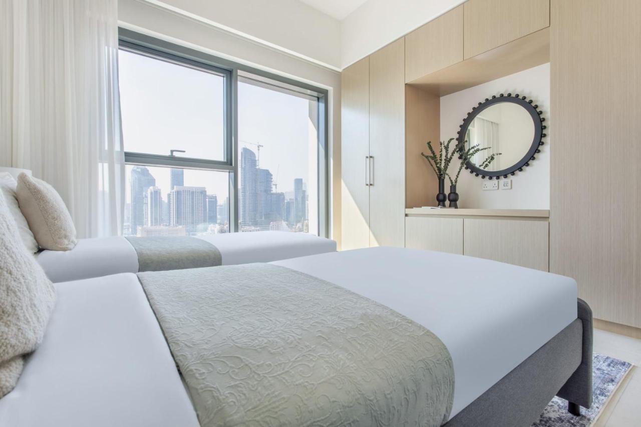 Apartment Frank Porter - Burj Royale Dubai