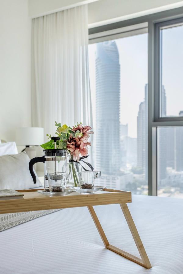 Frank Porter - Burj Royale Apartment
