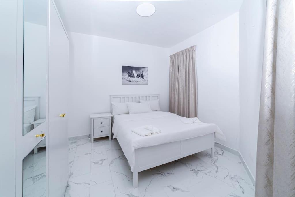 Luxury 2 Bedroom In Marina & Jbr Daire