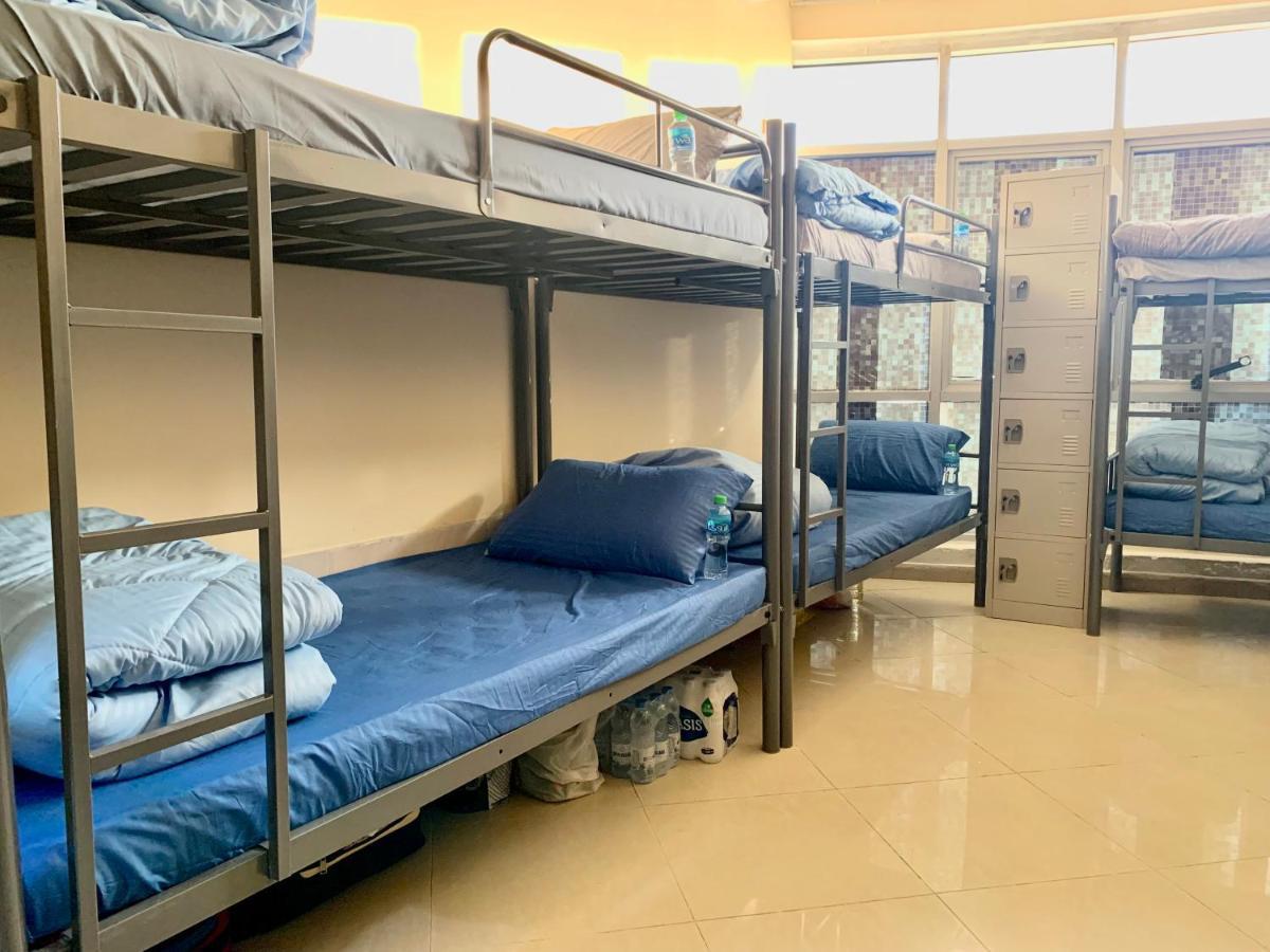Happy Living Hostel *