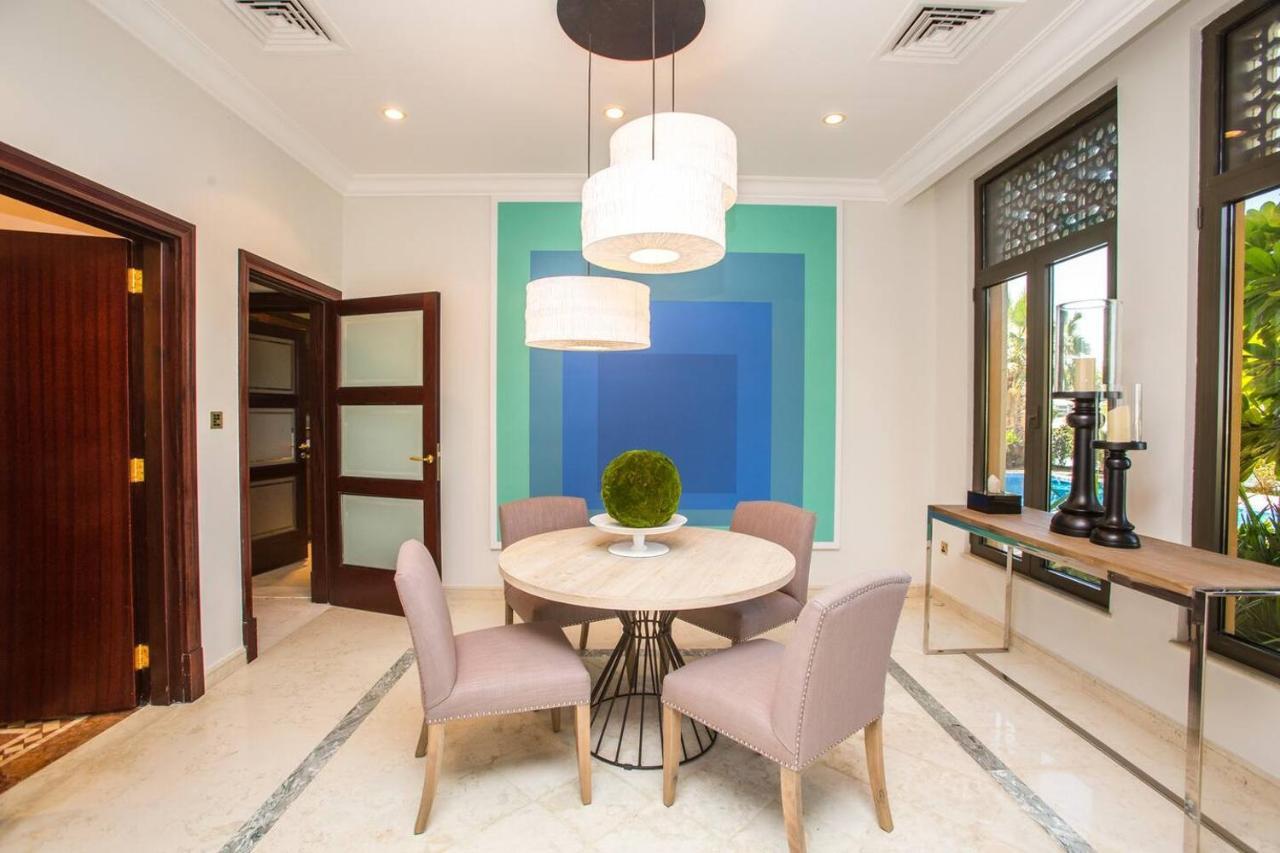 Frond F, Beachfront Villa, Palm Jumeirah - Mint Villa *
