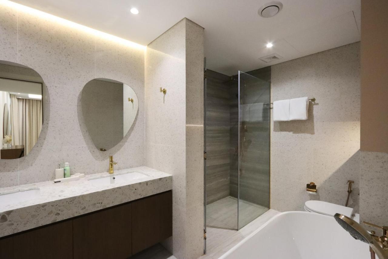 Livbnb - Beachfront 4+1 In Palma Residences Villa
