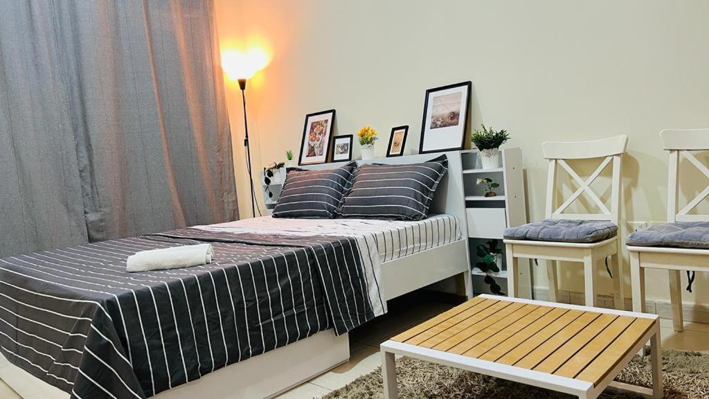 Beautiful Bedroom In Al Barsha Near Mashreq Metro