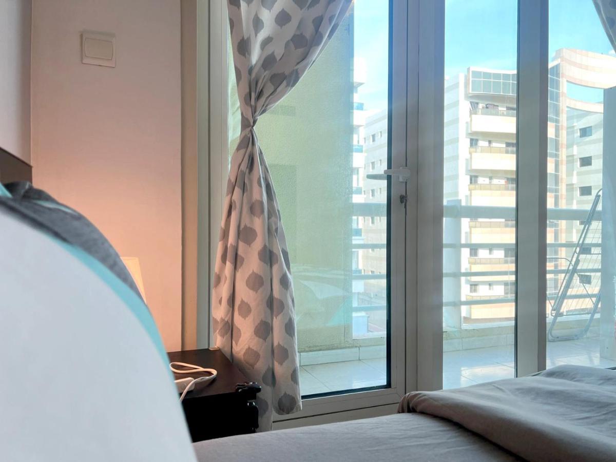 Pansiyon Beautiful Bedroom In Al Barsha Near Mashreq Metro *
