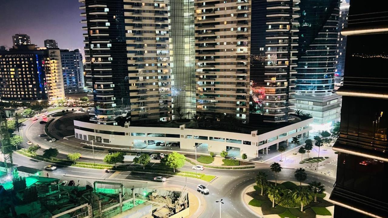 Budget Double Partition In Barsha Heights Near Metro Privatunterkunft