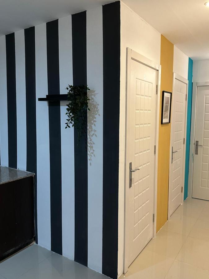 Epic Partition In Barsha Near Metro Homestay