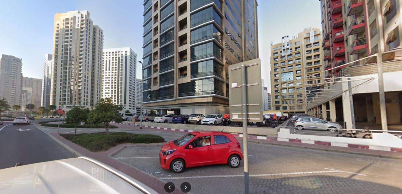 Budget Double Partition In Barsha Heights Near Metro