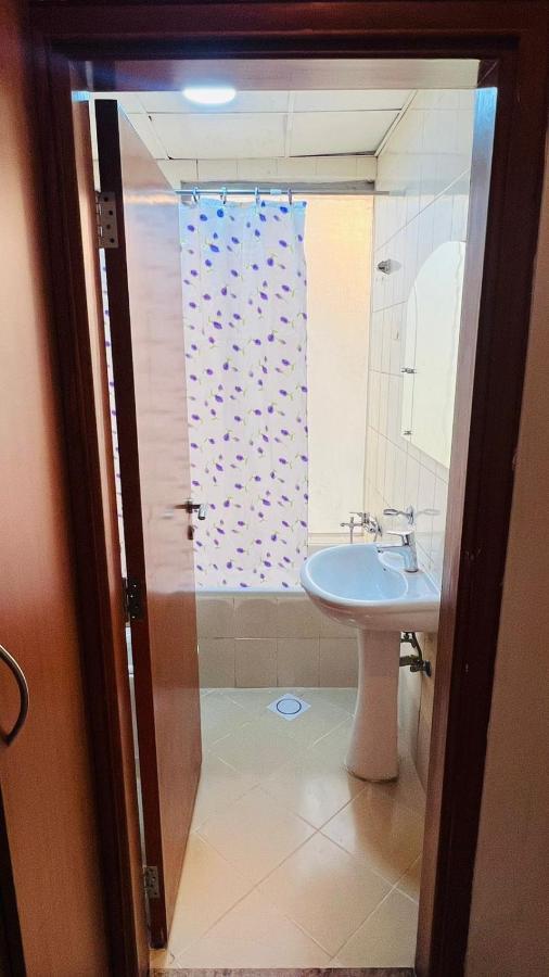 Budget Double Partition In Barsha Heights Near Metro