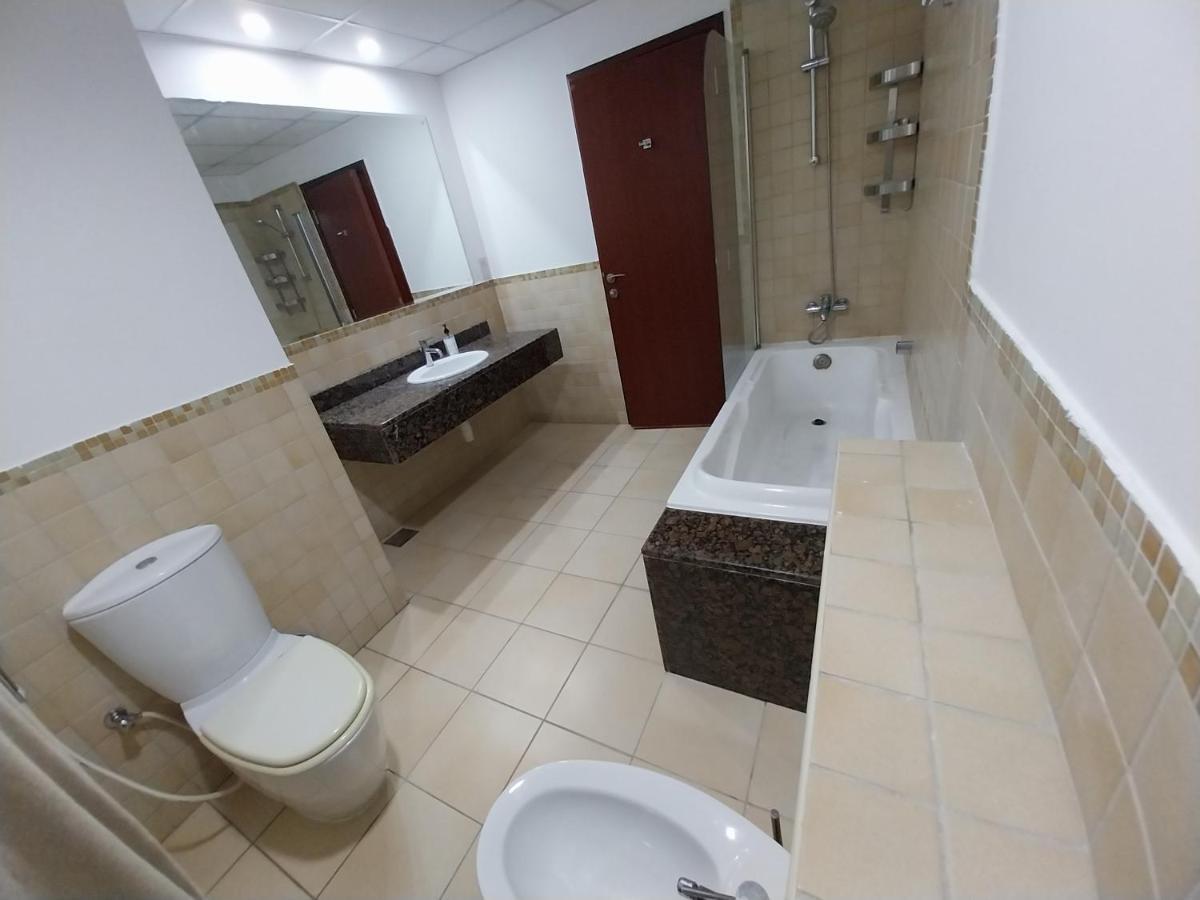 Hostel Urban Panda Sadaf Jbr Dubai