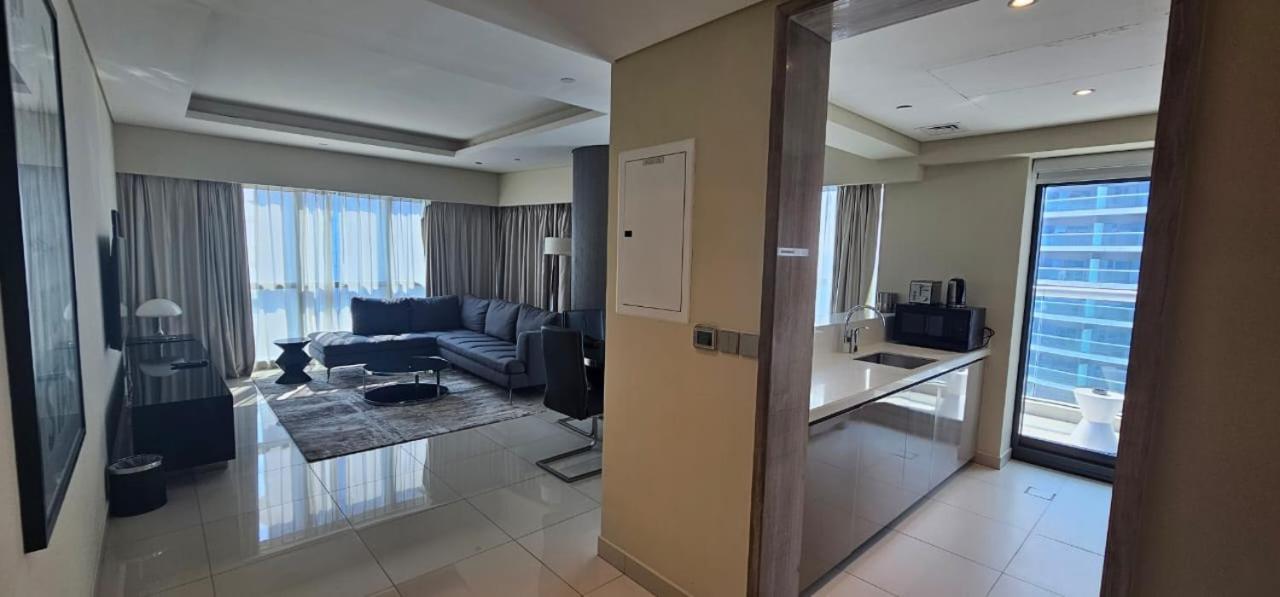 Paramount Towers - Elegant Apartamento Dubai