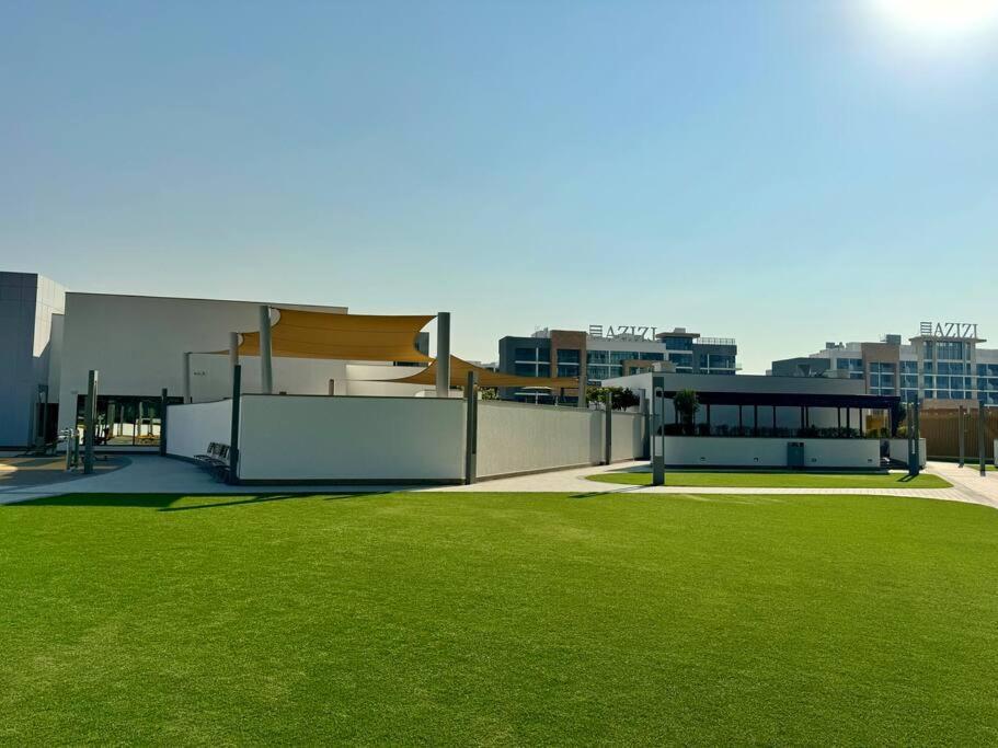 Stylish Brand New 1 Bedroom Apartment Dubai