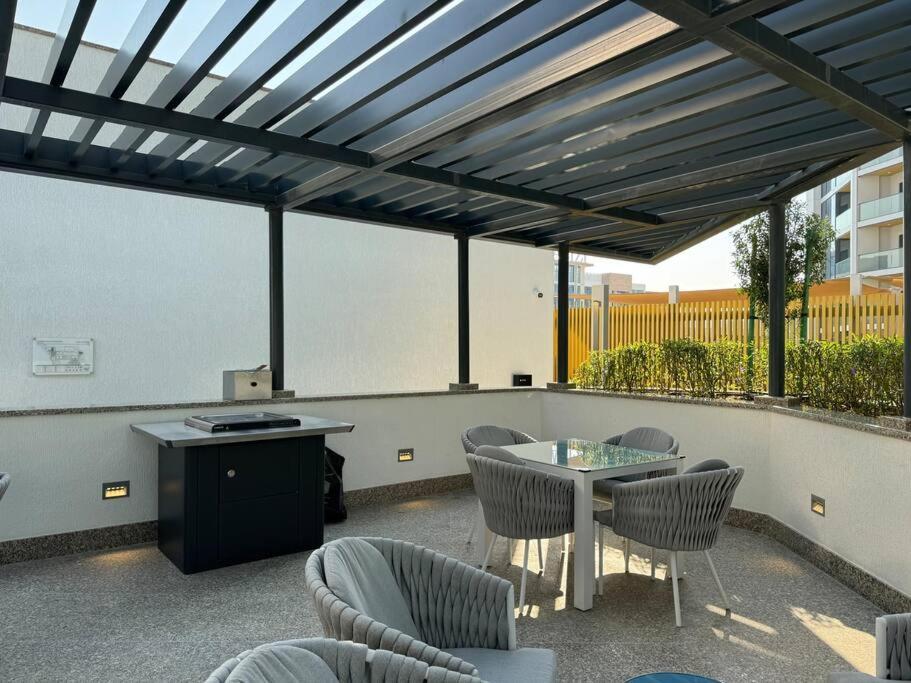 Stylish Brand New 1 Bedroom Apartment