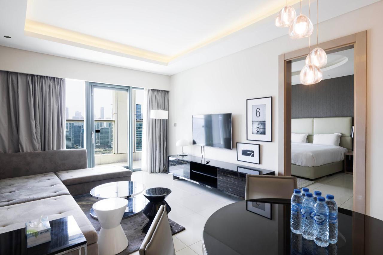 Paramount Towers - Elegant
