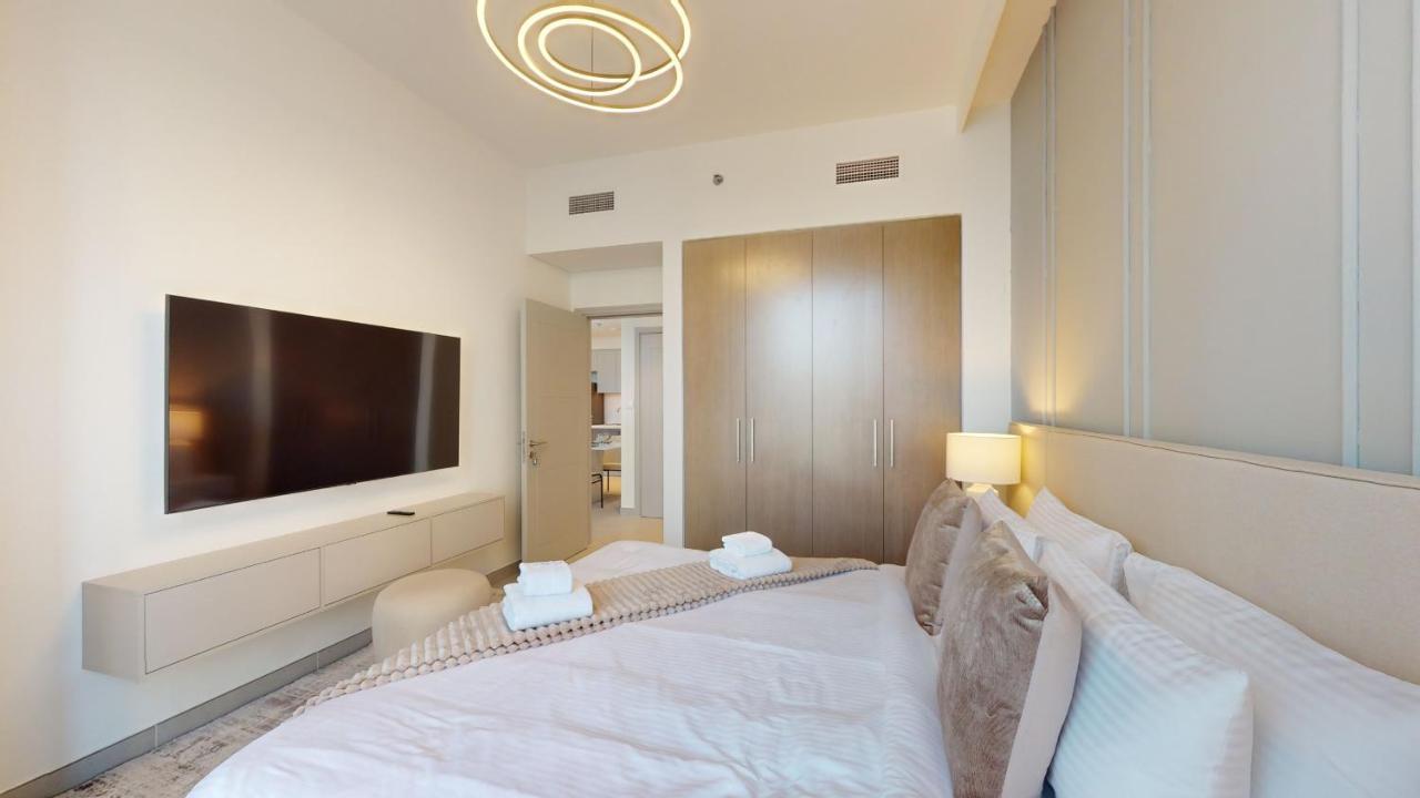 Primestay - 1 1br, Downtown Apartment Dubai
