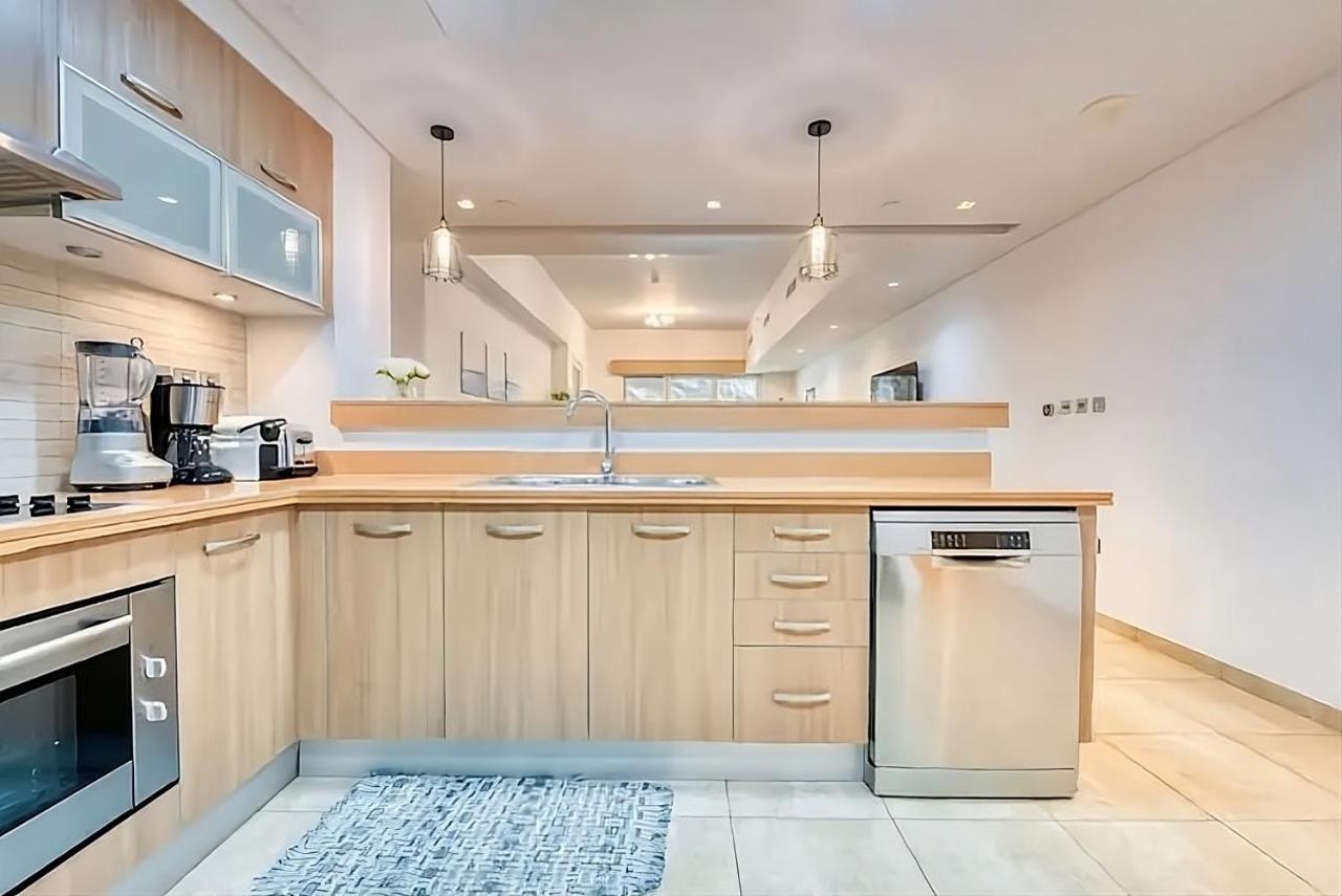 Apartment Direct Access To Nakheel Mall At The Heart Of The Palm *