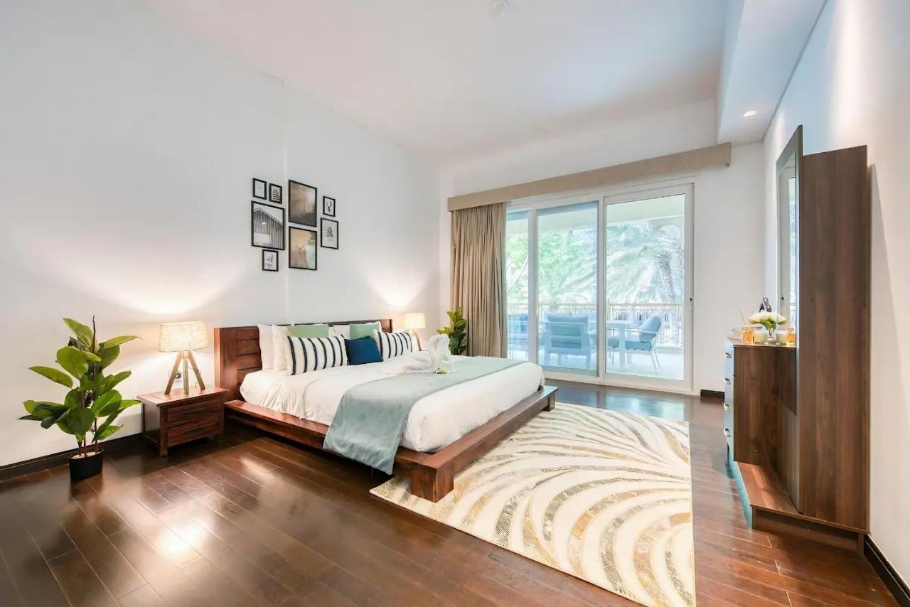 Direct Access To Nakheel Mall At The Heart Of The Palm Apartment Dubai