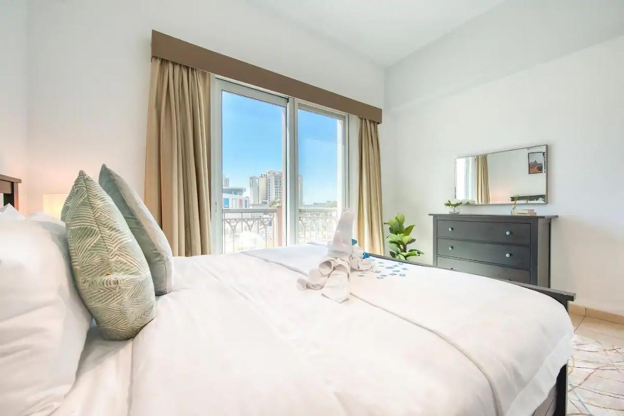 Direct Access To Nakheel Mall At The Heart Of The Palm Apartment *