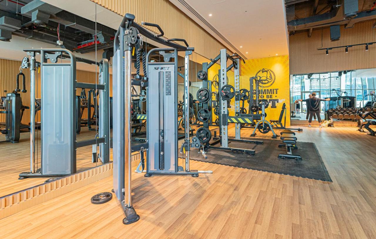 Luxury Studio, Seven Palm Residence-palm Jumeirah * Dubai