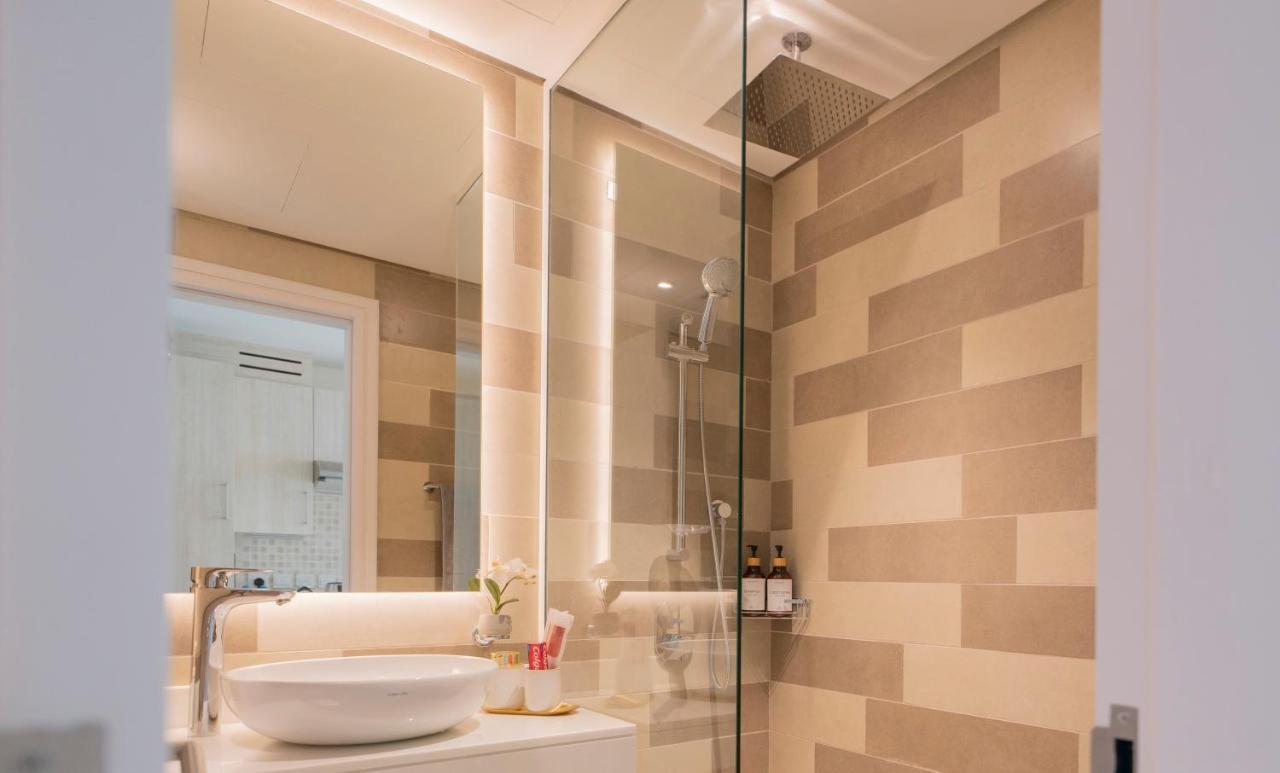 Luxury Studio, Seven Palm Residence-palm Jumeirah *