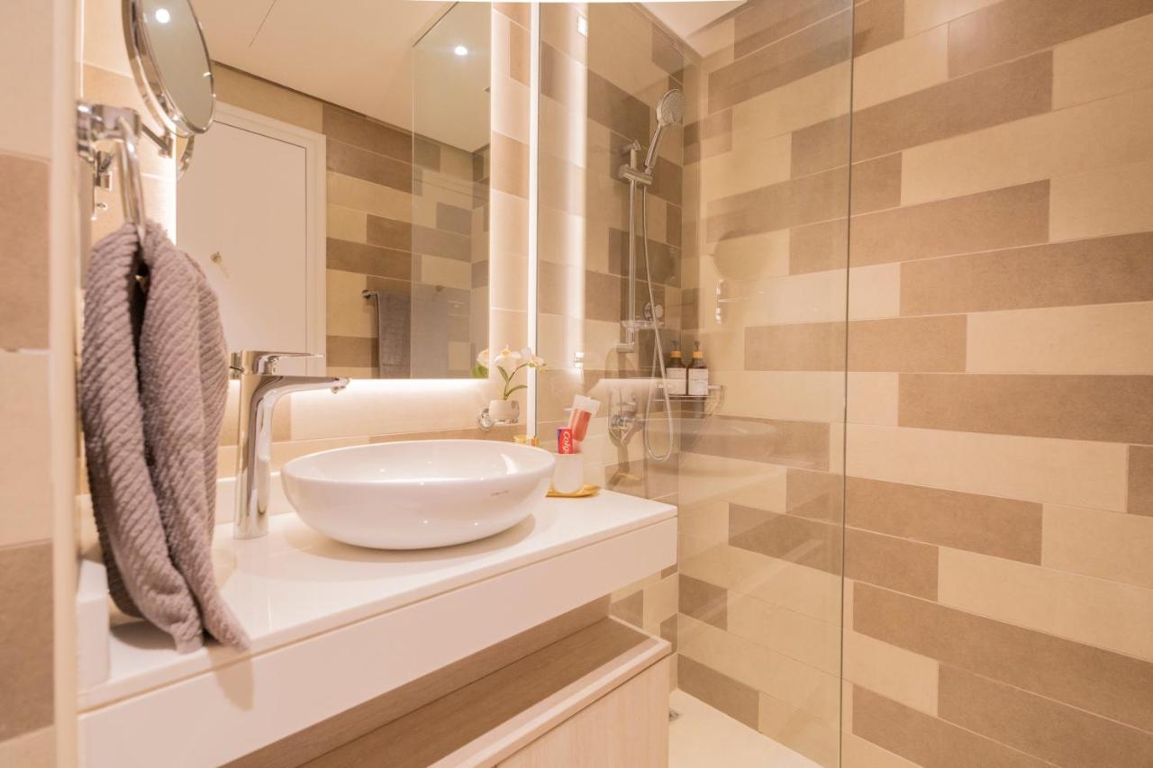 Luxury Studio, Seven Palm Residence-palm Jumeirah Dubai