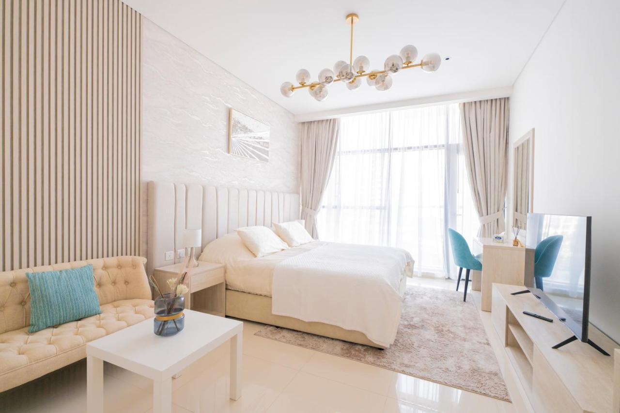 Luxury Studio, Seven Palm Residence-palm Jumeirah Apartment