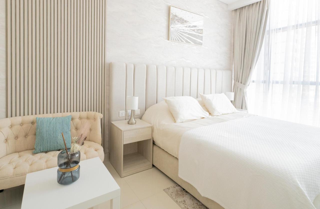 Luxury Studio, Seven Palm Residence-palm Jumeirah Dubai