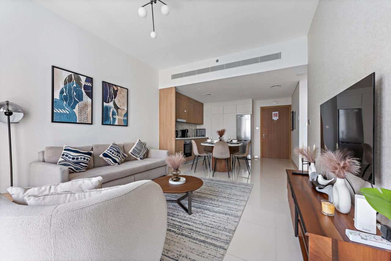 Stonetree - New Luxury With Private Apartment