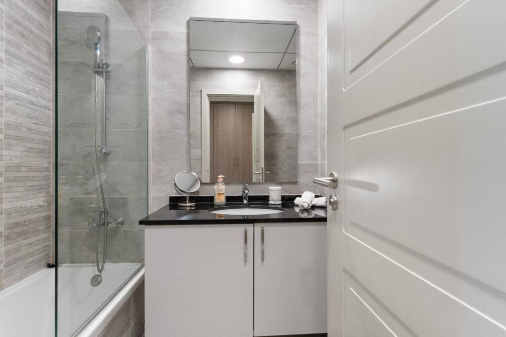 Apartment Larbi Luxurious 1br In Polo