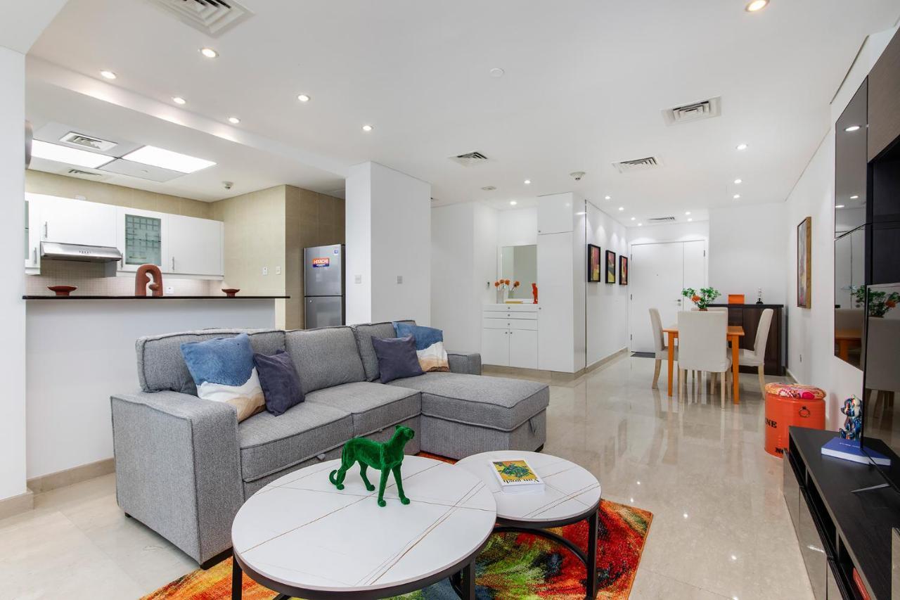 Smart 1br In Jewels Tower * Dubai