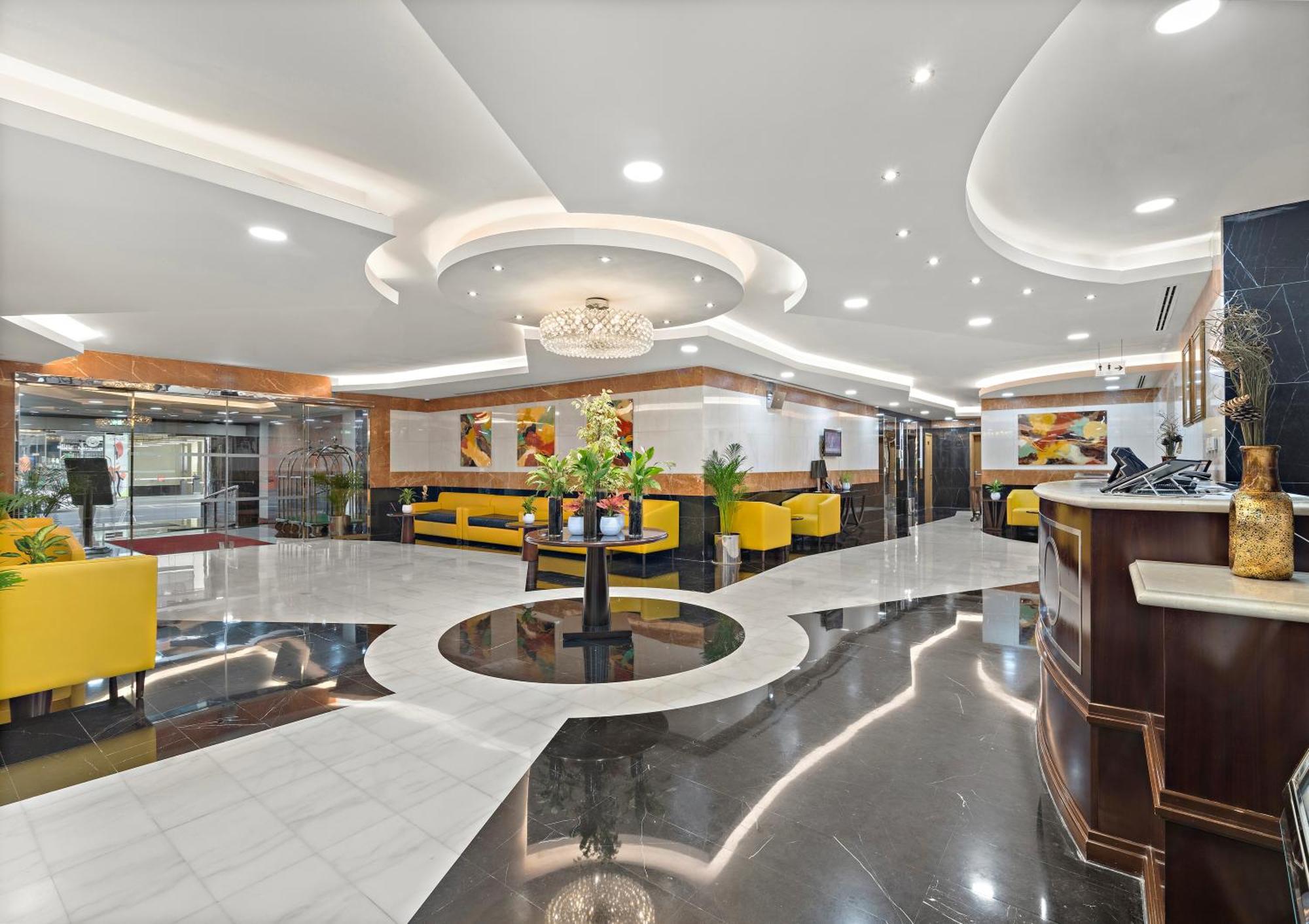 Al Khoory Al Barsha 3*