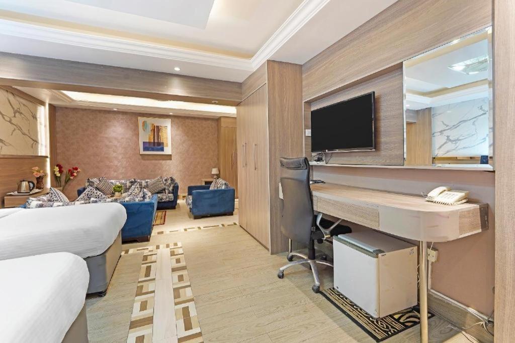 Hotel Trans World