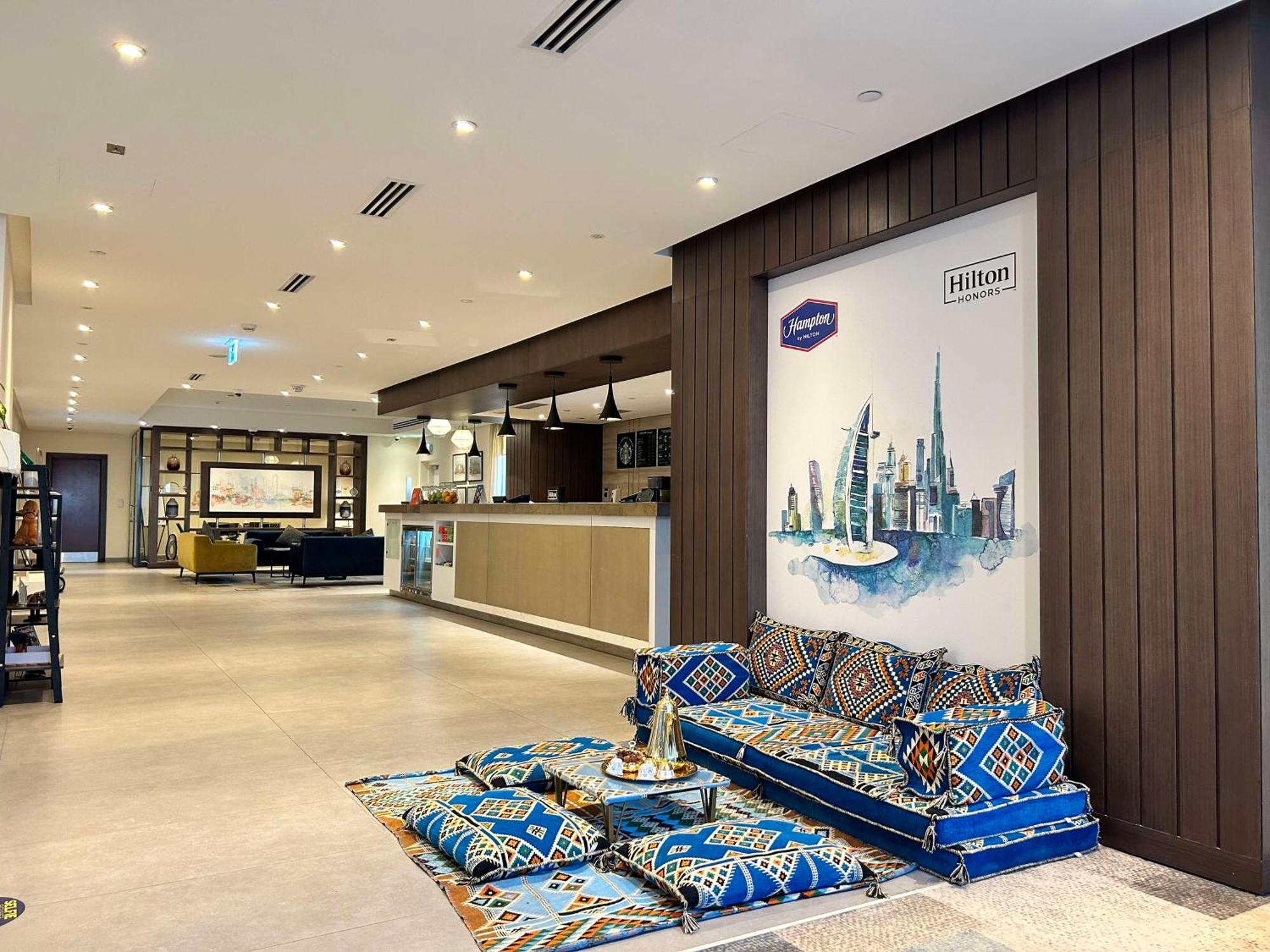 Hampton By Hilton Al Barsha Hotel 3*