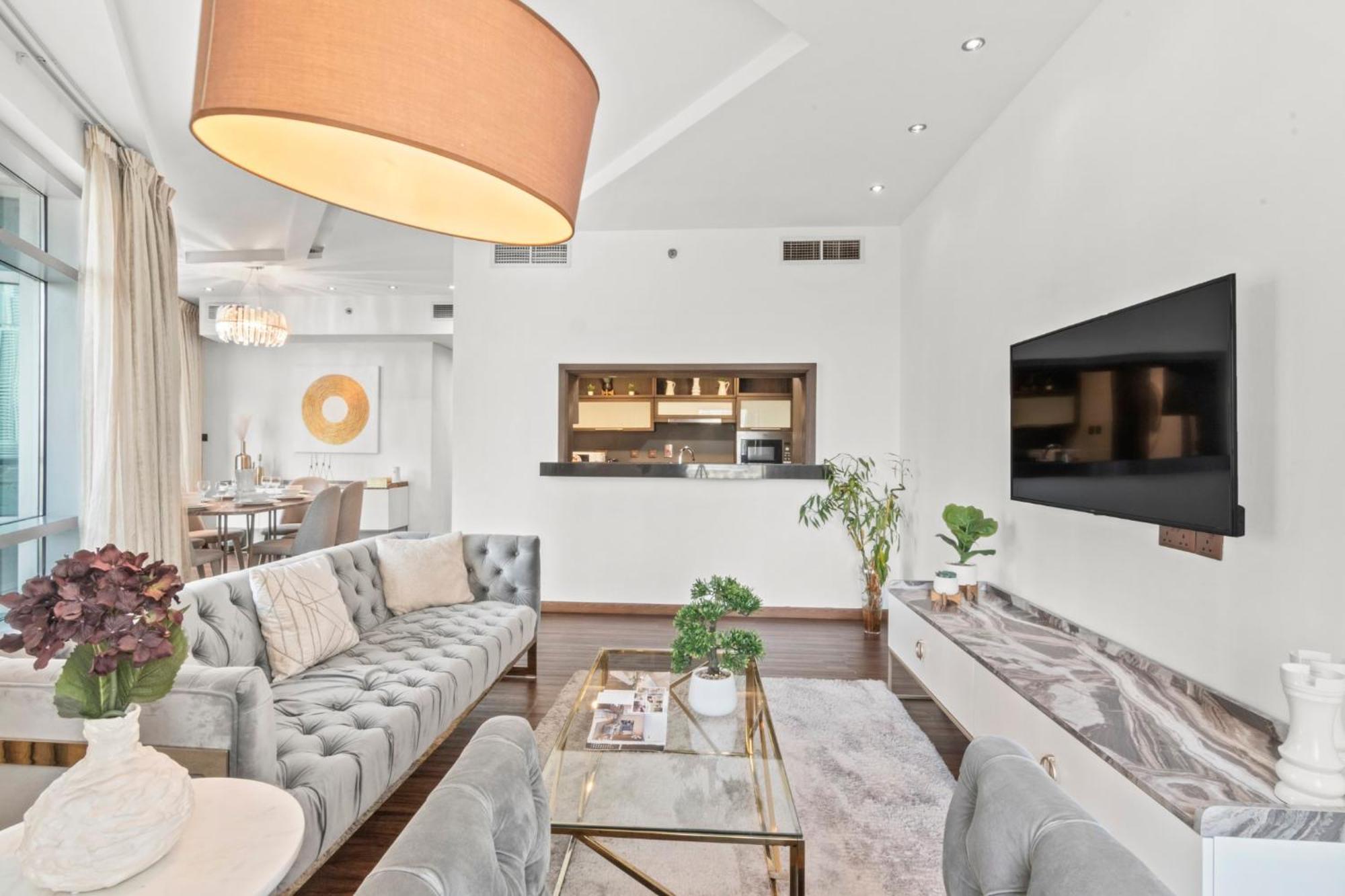 The Lofts - Luxurious Space With Burj Khalifa View Holiday home *