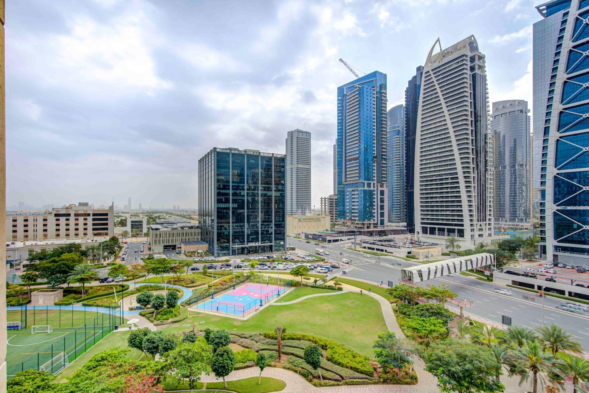 #63 Elegant 2br In O2 Residences Jlt *