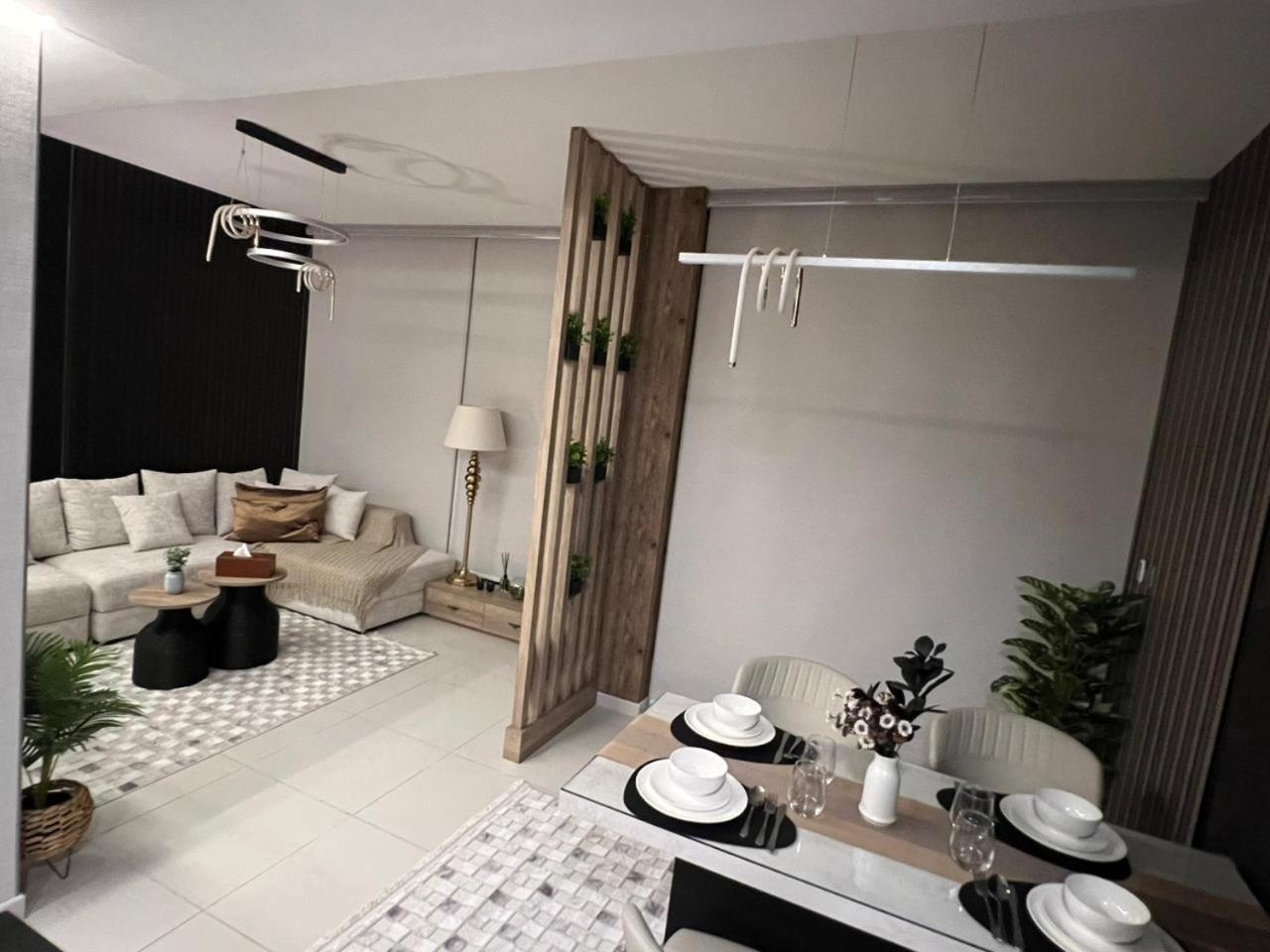 3 Bedroom Family Friendly In Damac Hills 2 *