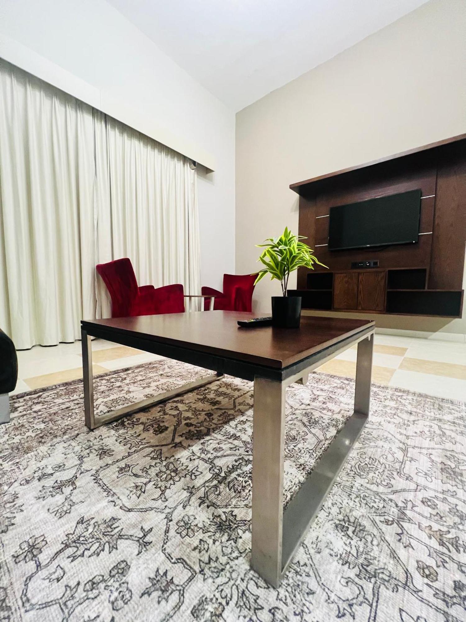 Alraef Luxury Apartamento
