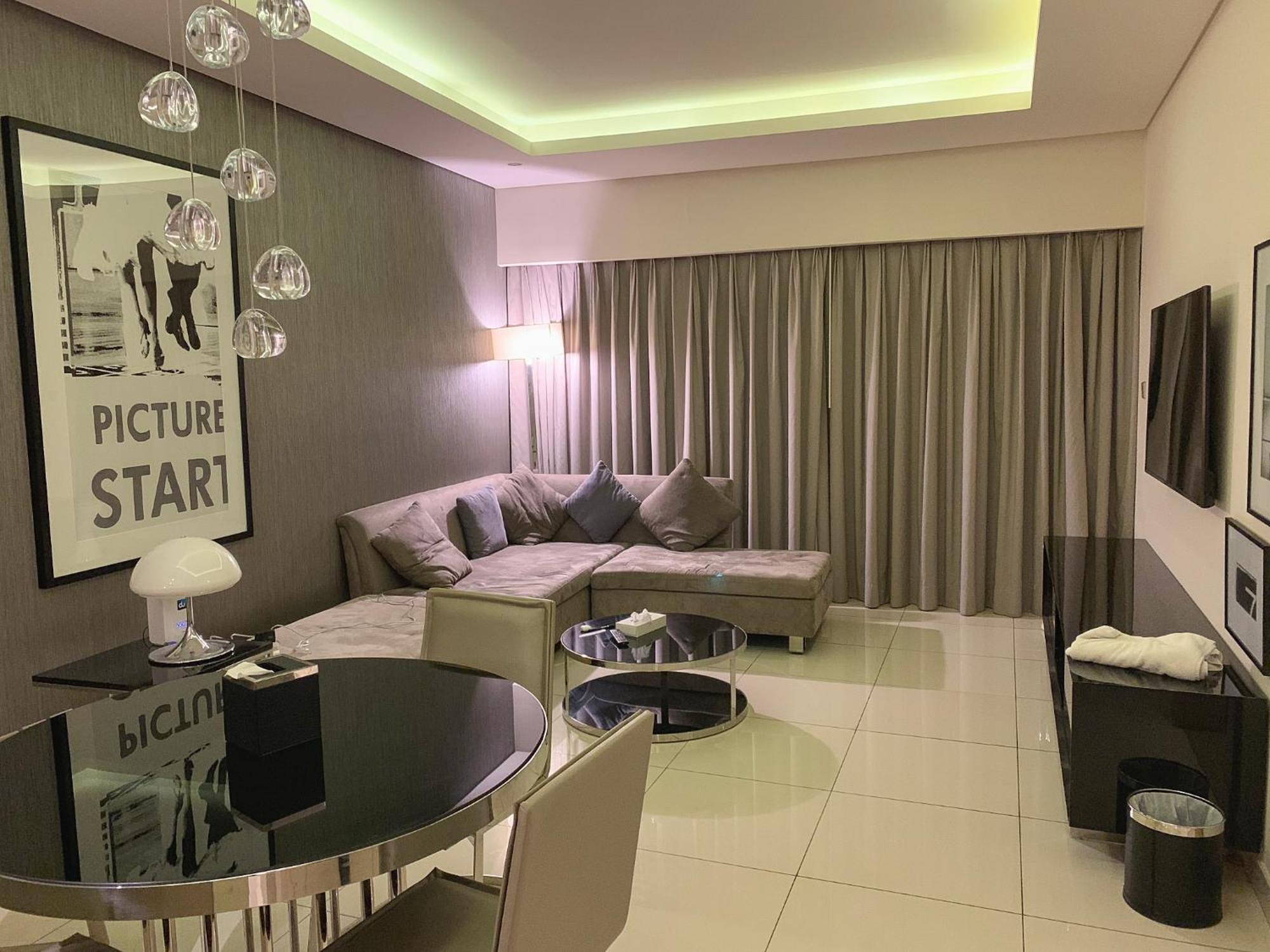 Luxurious In Paramount * Dubai